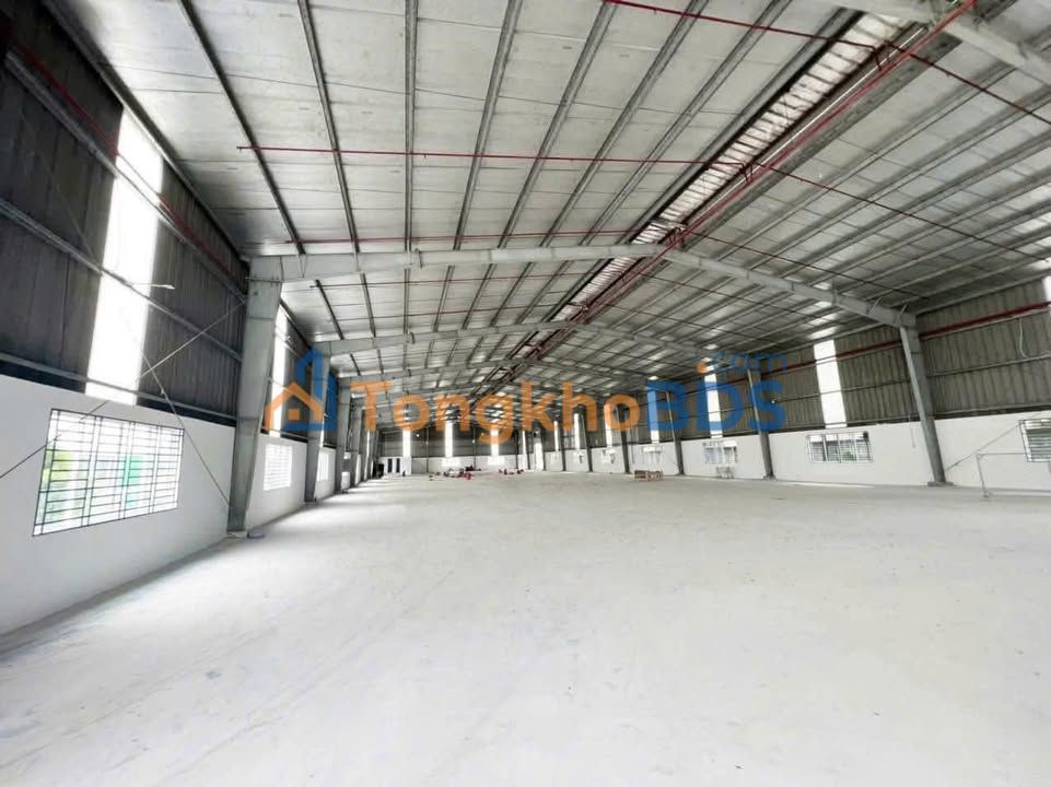 Kho xưởng Đại Lộ Thăng Long 1000m² 85 triệu - Hoạt động ngay