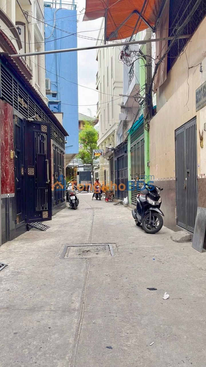 Nhà riêng Lạc Long Quân Tân Bình 44m² 7.8 tỷ - Sẵn sàng ở ngay