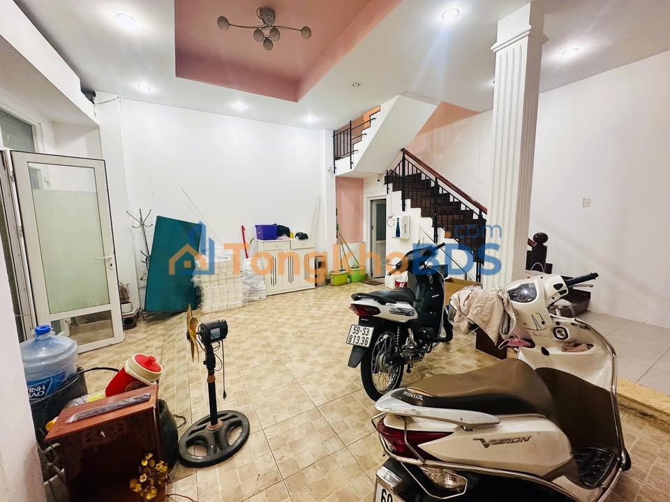 Nhà Duy Tân Phú Nhuận 58m² giá thỏa thuận - Ô tô vào tận nhà