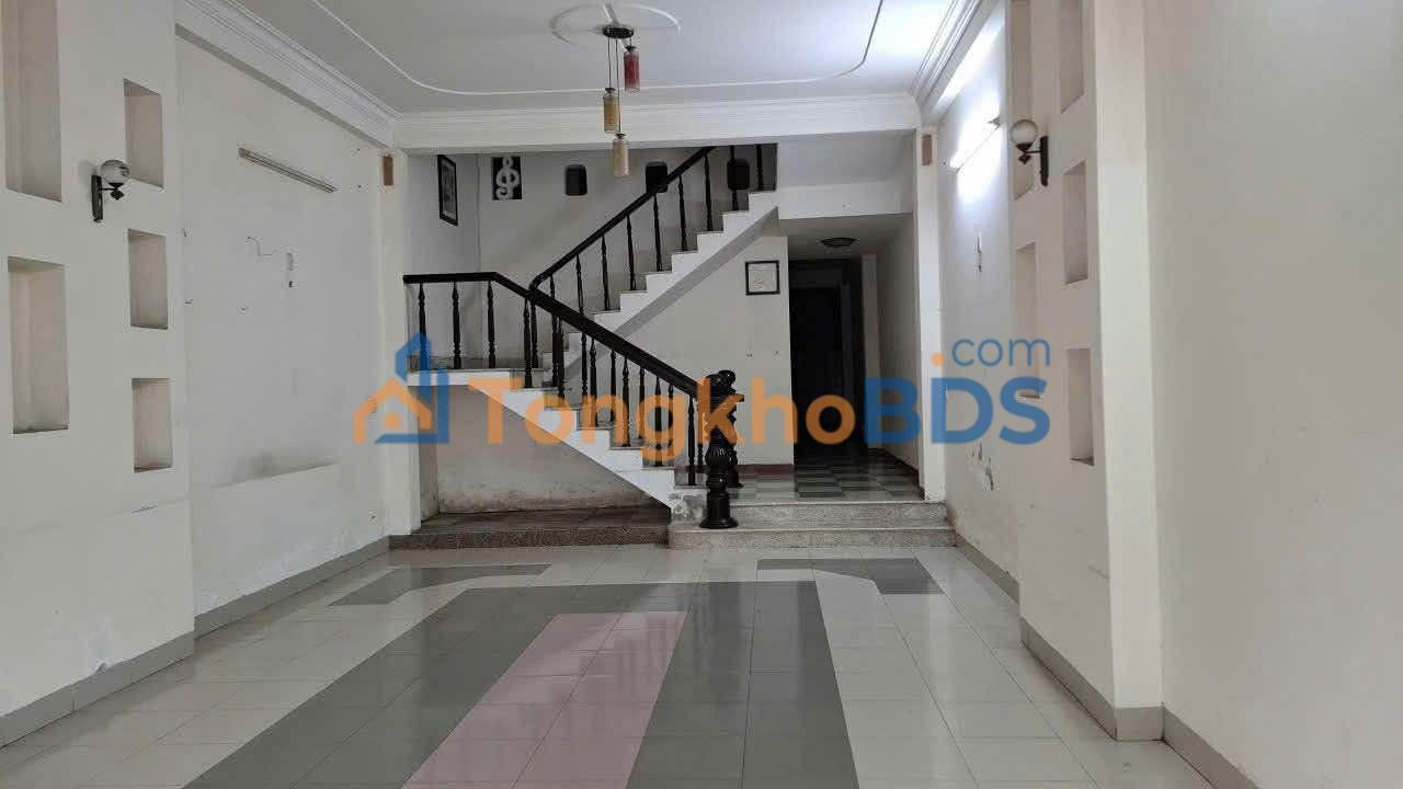 Nhà 2 tầng Trịnh Đình Thảo Khuê Trung 122m2 15 triệu - Sẵn sàng ở ngay