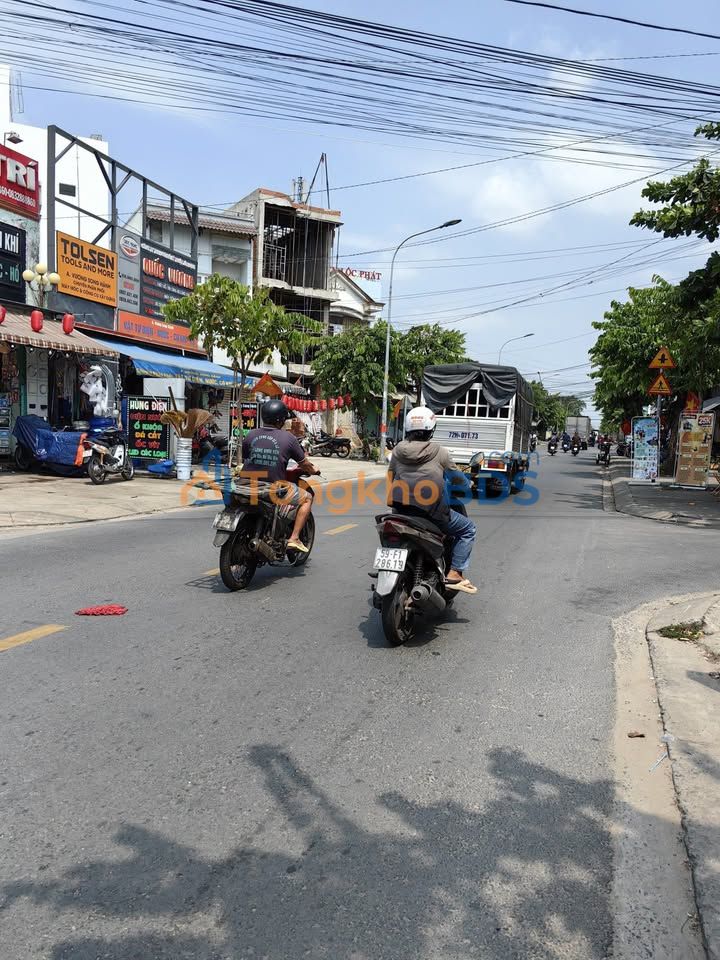 Nhà 3 MT Song Hành Hóc Môn 153m² 14.3 tỷ - Chính chủ bán