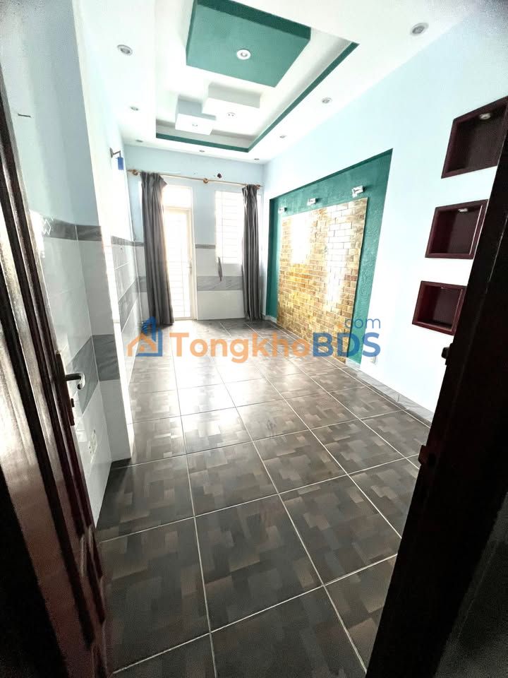 Phòng trọ Phạm Văn Chí Q8 15m² 2.7 triệu - Sẵn sàng ở ngay