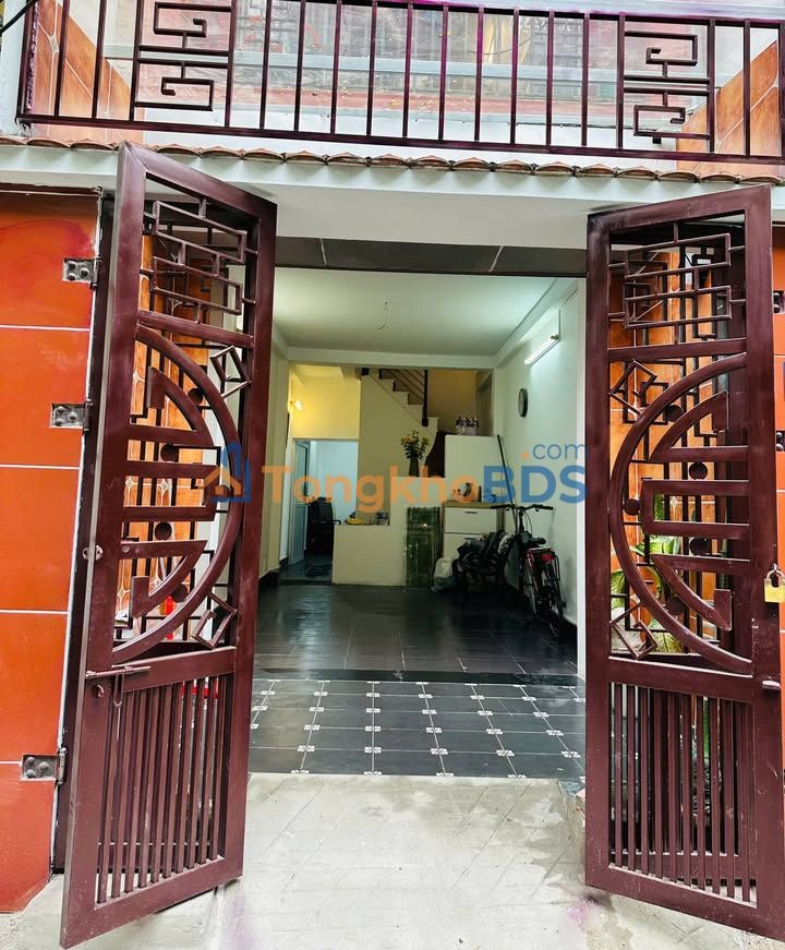 Mặt bằng Thịnh Quang 53m2 10.5tr - Mặt tiền kinh doanh