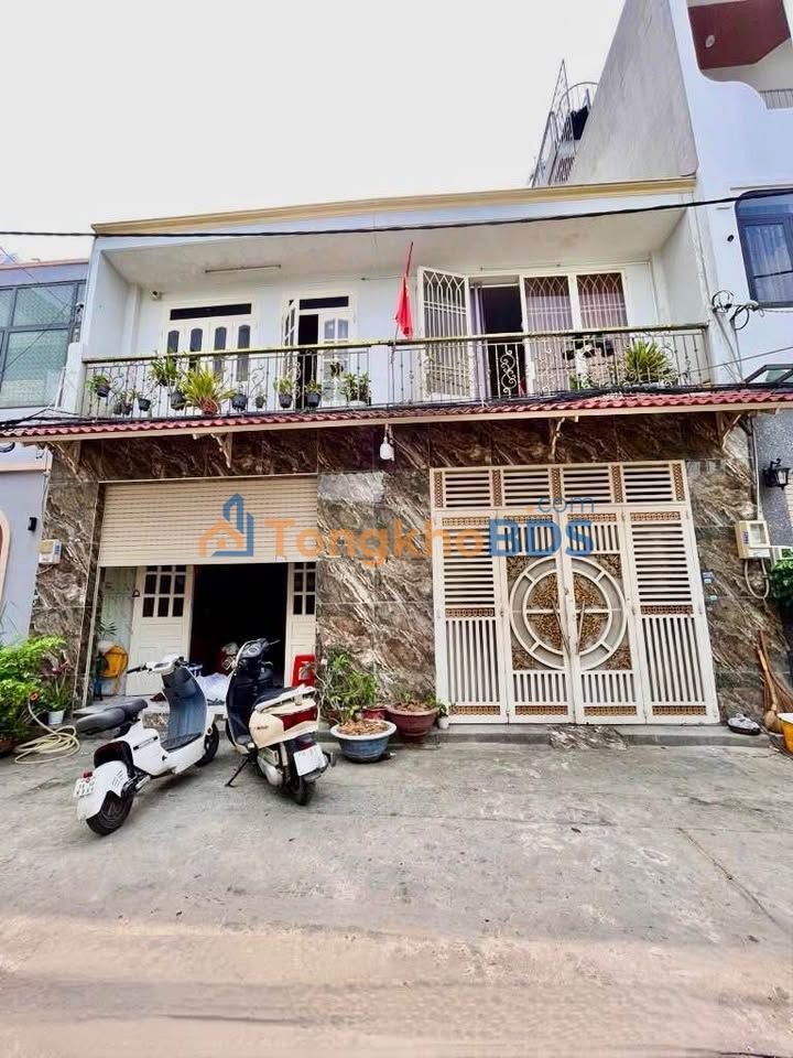 Townhouse Celadon Tân Phú 69m² 6.8 tỷ - Mặt tiền KD