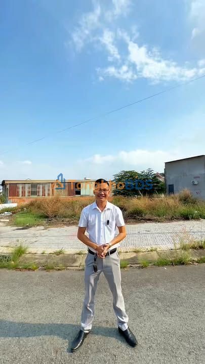 Đất nền ĐT 743 Dĩ An 18m² 3.5 tỷ - Sổ đỏ chính chủ