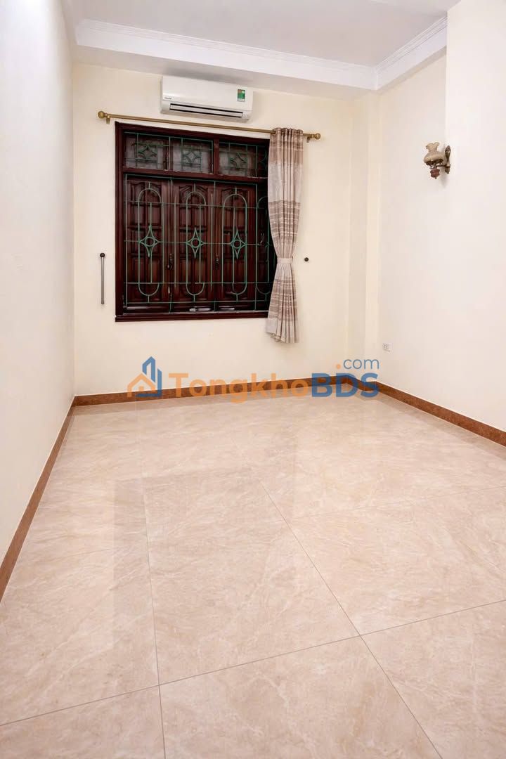 Nhà thuê Lê Hồng Phong Hà Đông 40m² 12tr - Ô tô vào nhà