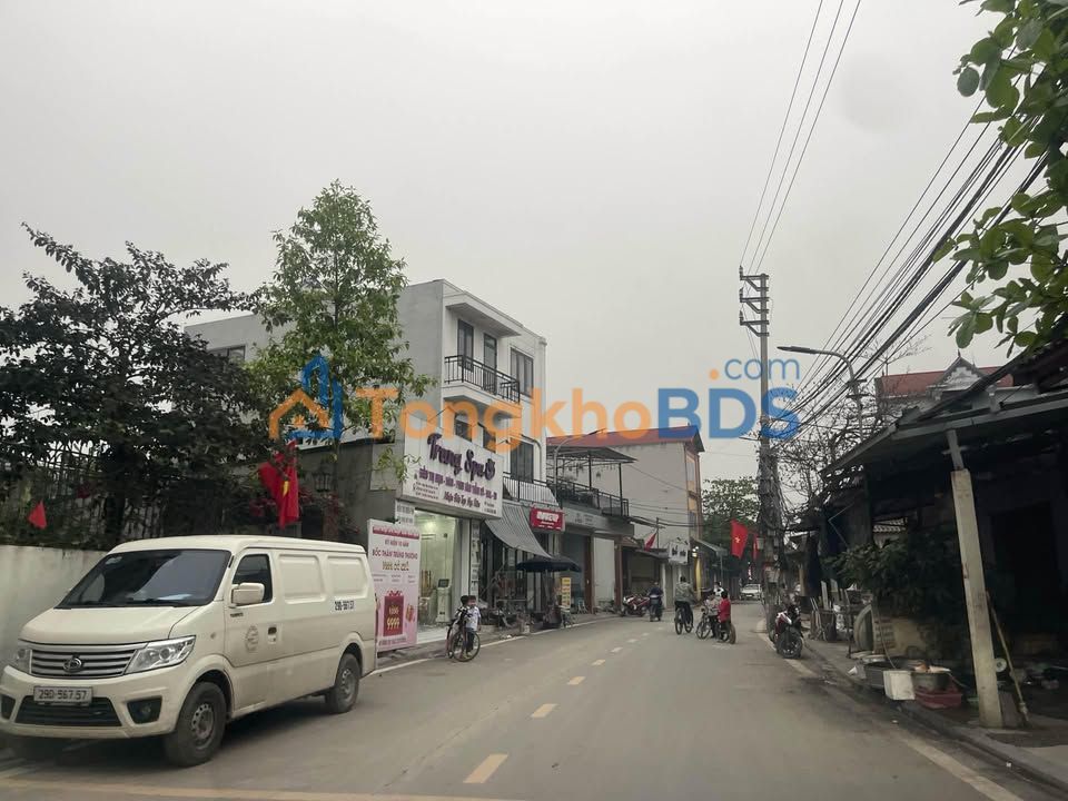 Đất Quang Minh 100m² giá thỏa thuận - Ô tô tránh