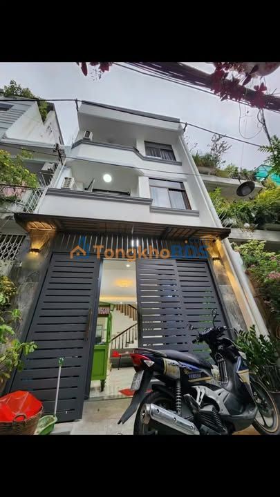 Nhà Nguyễn Trãi Q1 60m² 17.9 tỷ - Ô tô vào tận nhà