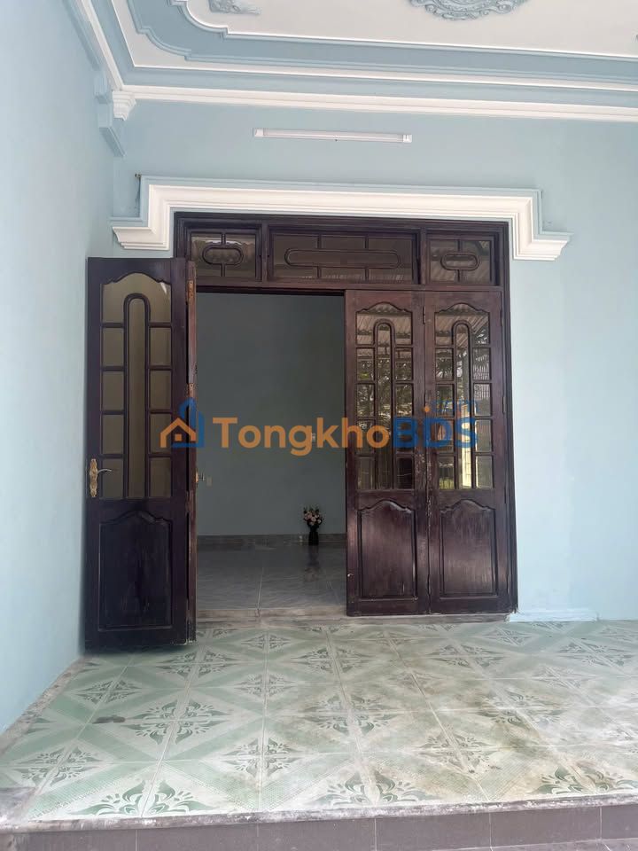 Nhà 2 tầng Trần Lư Huế 100m² giá 7 triệu - Sẵn sàng ở ngay