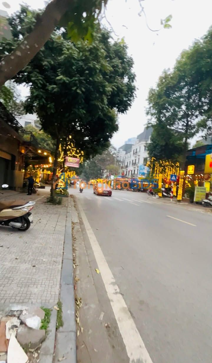 Nhà liền kề Lacasta Văn Phú 27-32 triệu - Mặt tiền KD