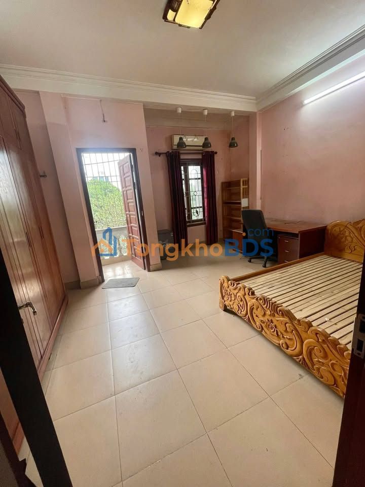 Nhà riêng Hoàng Tăng Bí 50m² 12 triệu - Ô tô vào tận nhà