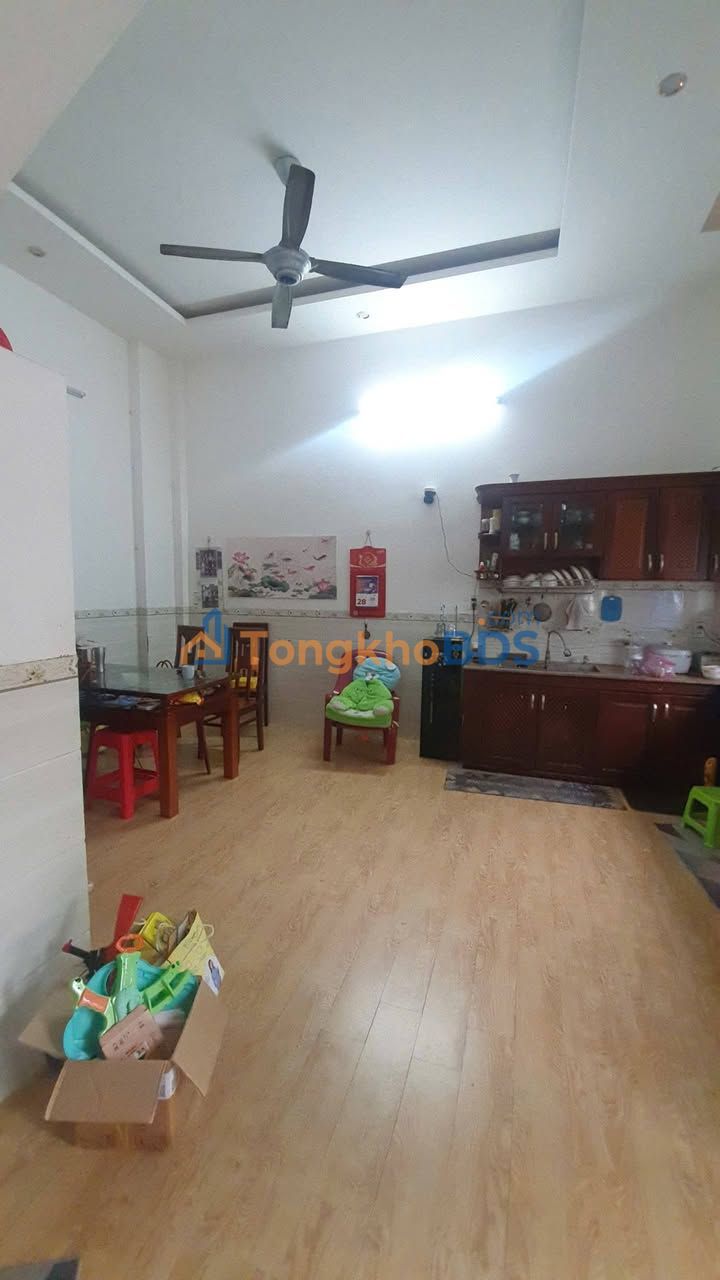 Nhà phố Nguyễn Hoàng Quy Nhơn 4.55 tỷ - Mặt tiền kinh doanh