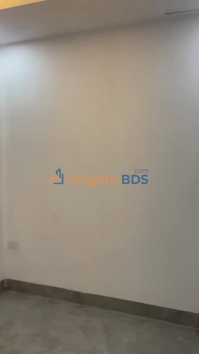 Nhà nguyên căn Xuân La 45m² 7 triệu - Sẵn sàng ở ngay