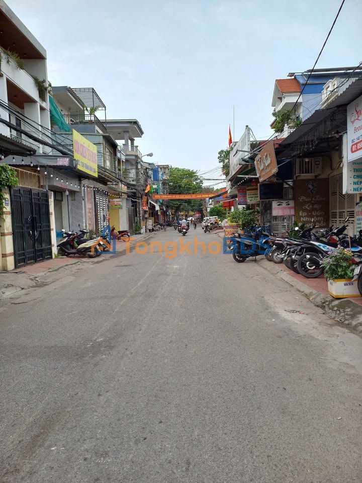 Nhà mặt phố Trần Văn Lan 72m2 6 tỷ - Kinh doanh linh hoat