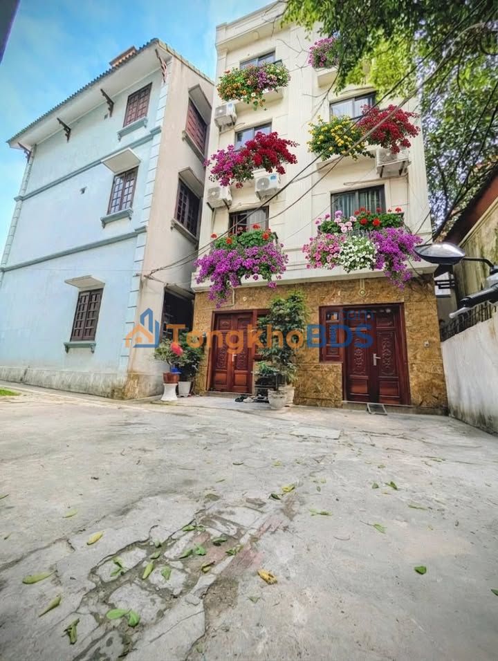 Nhà riêng Việt Hưng Long Biên 40m2 6,25 tỷ - Sẵn sàng ở ngay