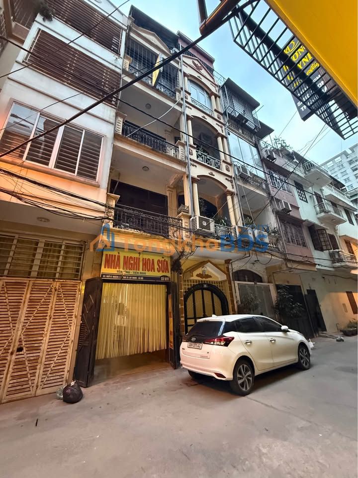 Townhouse Lạc Trung 43m² 14.5 tỷ - Chính chủ bán
