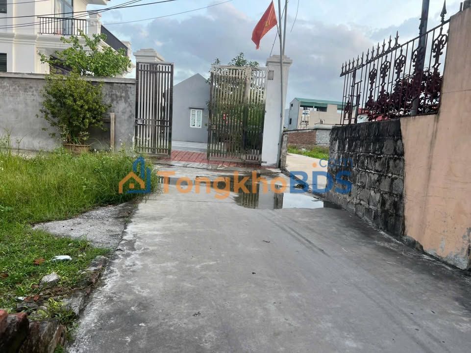 Đất Văn Giang 97m2 giá 3 tỷ - Sổ đỏ chính chủ