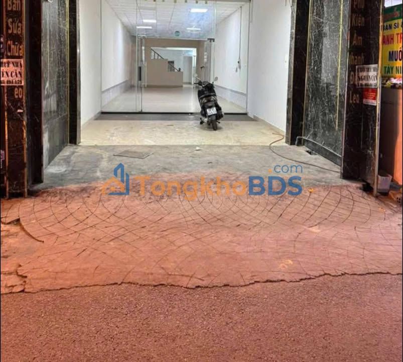 Mặt bằng Lái Thiêu 150m² giá 10 triệu - Mặt tiền kinh doanh