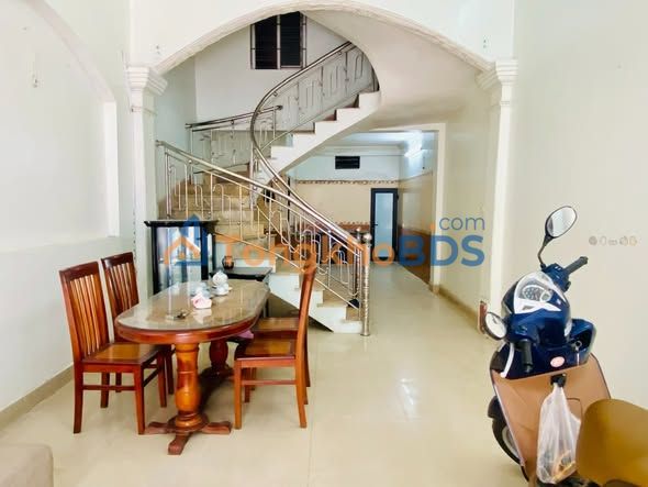 Nhà cho thuê Ngô Gia Tự 50m² 7 triệu - Ô tô vào tận nhà