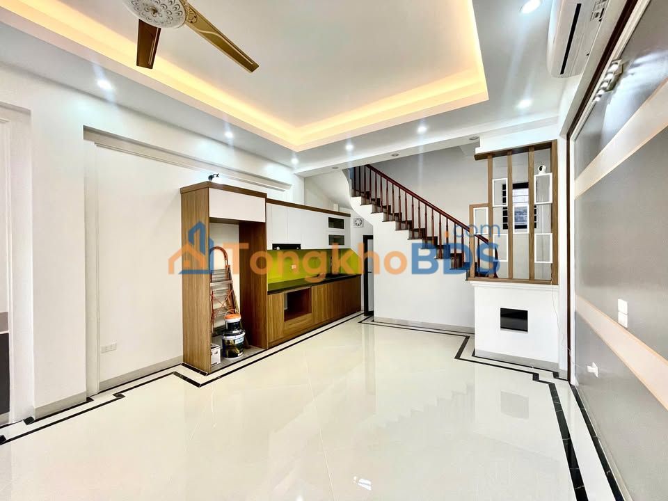 Nhà Trịnh Văn Bô 33m² giá 5.3 tỷ - Chính chủ bán