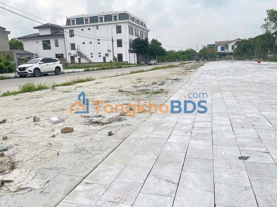 Đất nền Thị trấn Quảng Xương 100m² 1.9 tỷ - Đường to ô tô