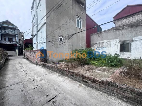 Bán Đất Mê Linh 56m² - Ngõ Ô Tô, Vuông Vắn - Giá 3 Tỷ