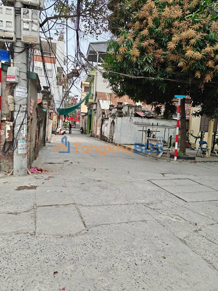 Nhà riêng Đông Ngạc 38m² 8 tỷ - Ô tô đỗ cửa sẵn sàng ở ngay