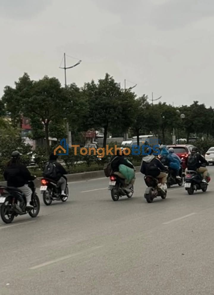 Nhà riêng Nguyễn Thái Học 126m² 1 tỷ - Ô tô vào nhà