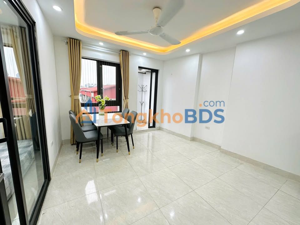 Nhà riêng Cầu Giấy 38m² 7,2 triệu - Sẵn sàng ở ngay