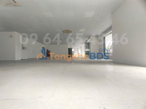 Mat bang Lang Ha 730m2 thoa thuan - Kinh doanh mat tien