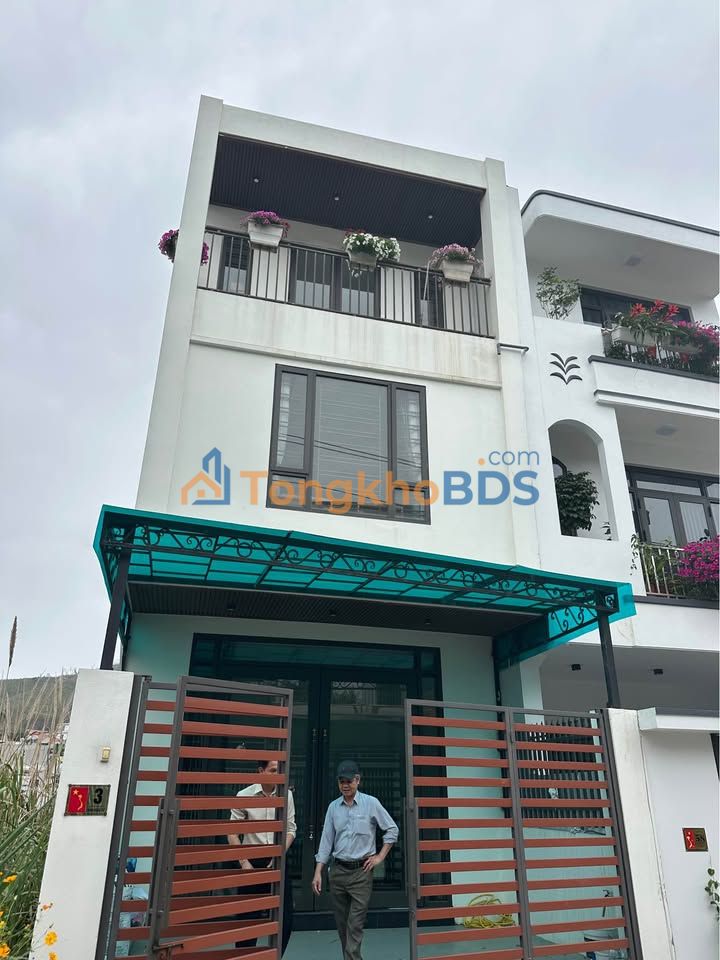 Nhà Cao Xanh Hạ Long 67m² 3 tỷ - Chính chủ siêu phẩm