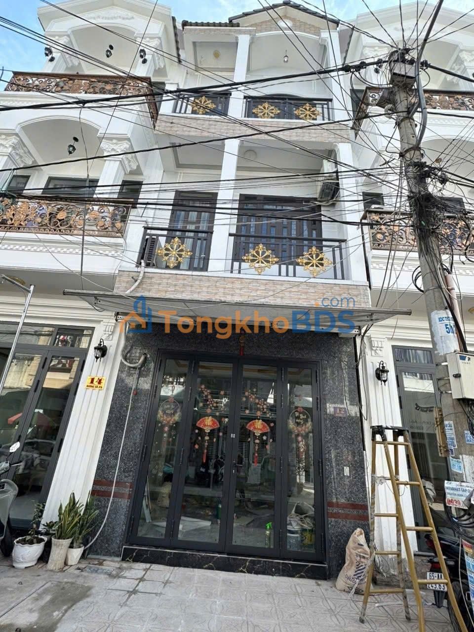 Nhà 2 lầu Thới Nhựt Cần Thơ 120m2 8 triệu - Sẵn sàng ở ngay