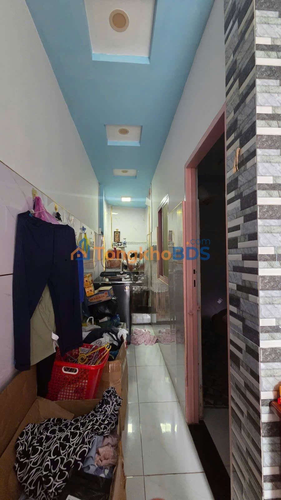 Nhà Bùi Thế Mỹ Tân Bình 25m² 3.35 tỷ - Ô tô vào tận nhà