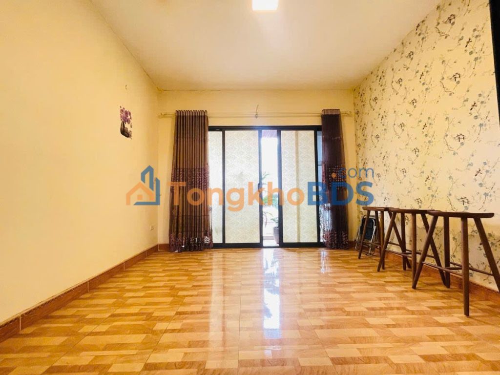 Nhà mặt phố La Thành 71m² 39 tỷ - Ô tô vào tận nhà