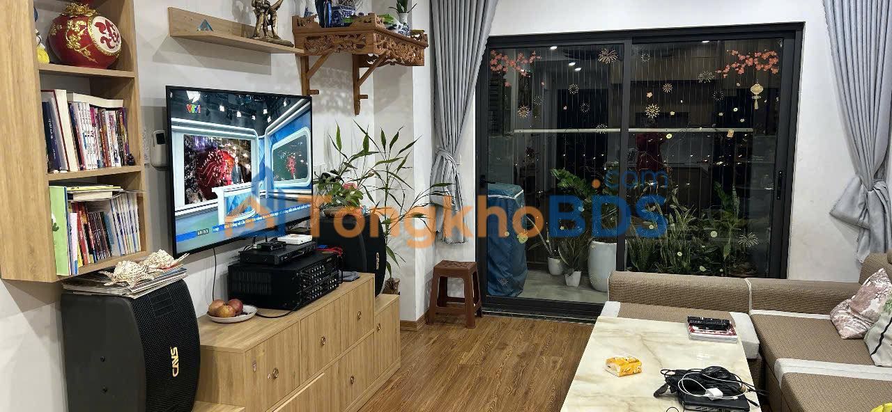 Can ho Intracom Riverside Tay Ho 61m2 4 ty - View dep