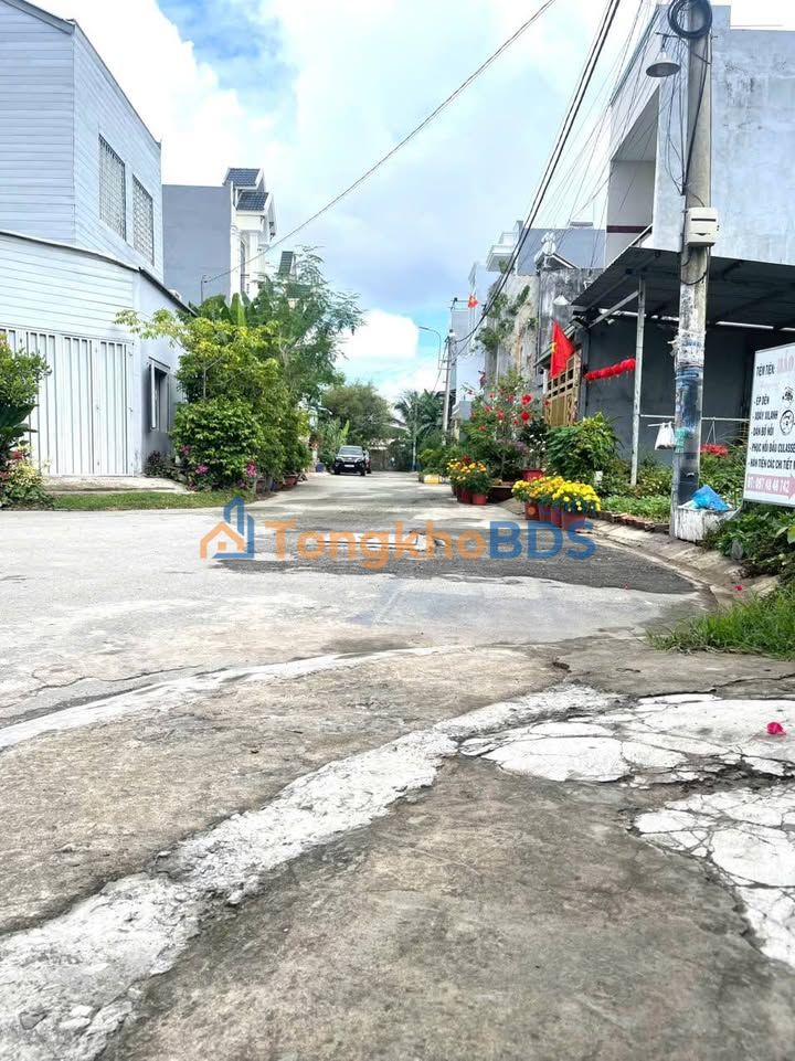 Đất nền Nguyễn Xiển Q9 74m² 4,3 tỷ - Đường ô tô