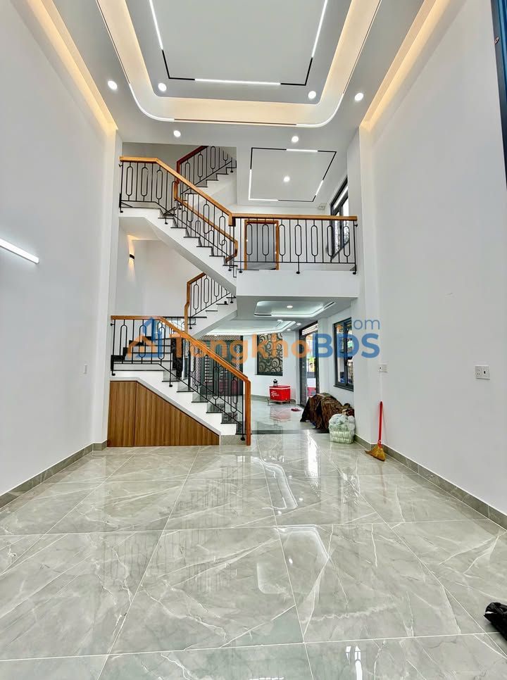 Nhà cho thuê Hương Lộ 2 Bình Tân 240m² 30 triệu - Sẵn sàng ở ngay