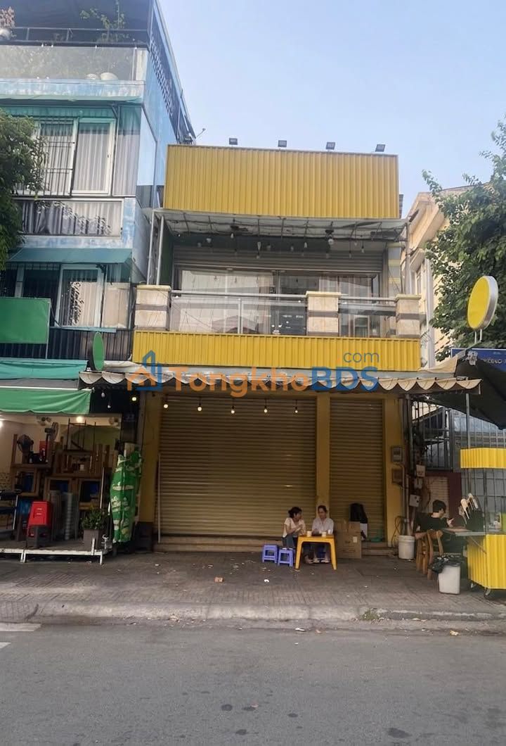Nhà phố Nguyễn Sơn Tân Phú 110m² 30 triệu - Mặt tiền kinh doanh