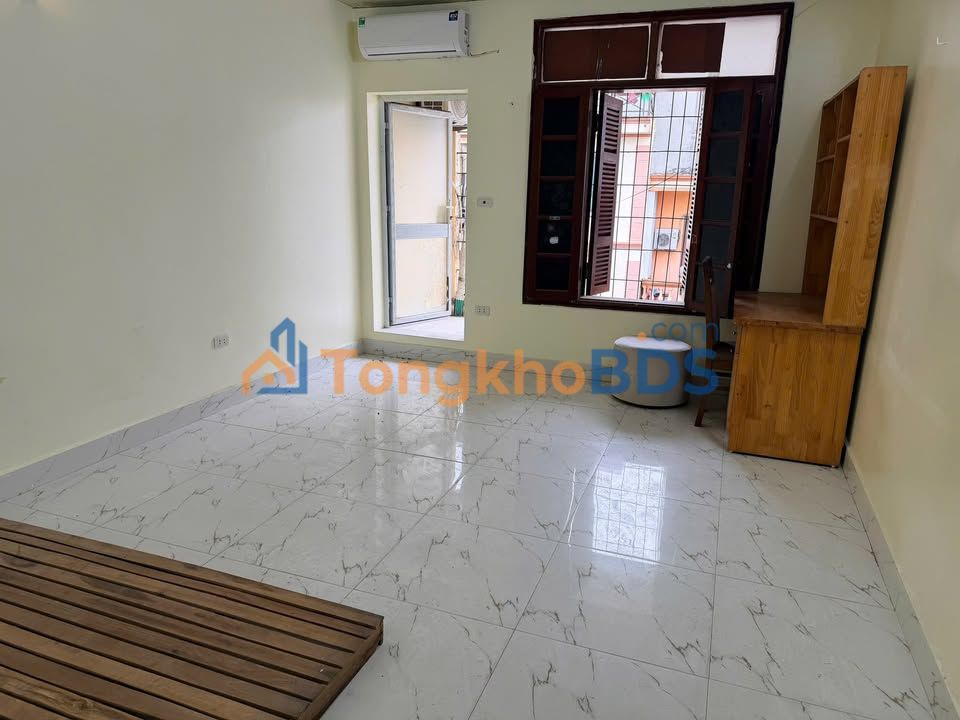 Căn hộ 160m² ngõ 199 Trần Quốc Hoàn - View đẹp tầng cao