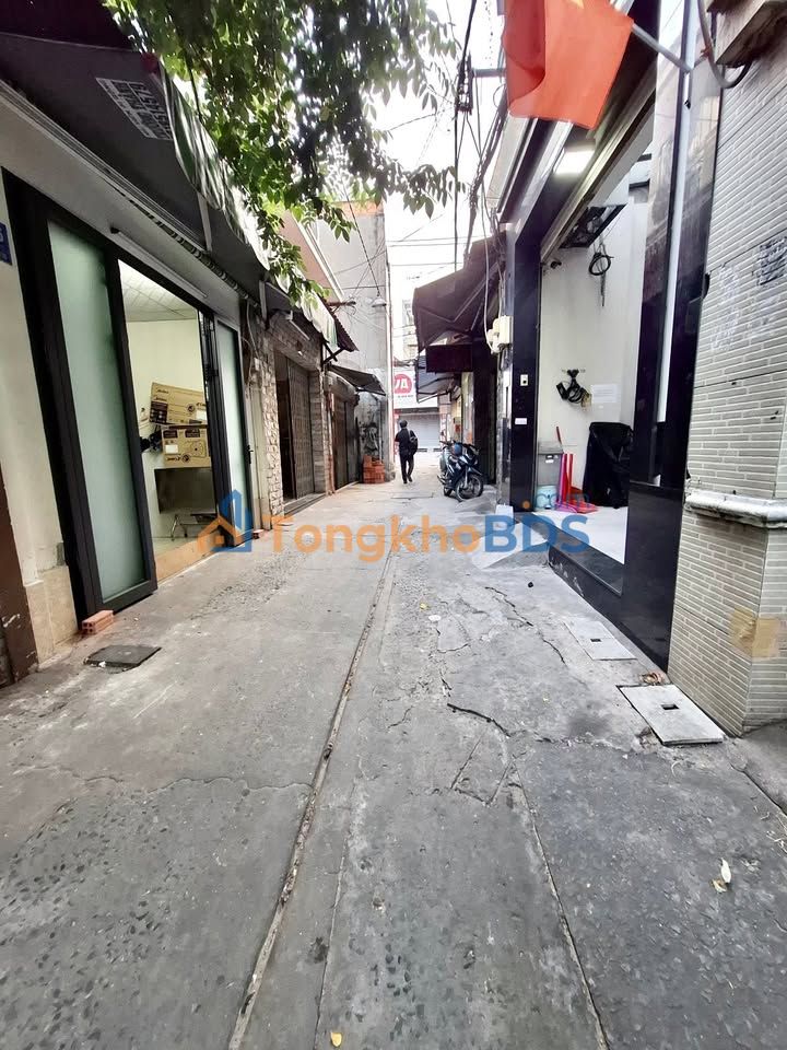 Nhà phố CMT8 Q3 32m² giá 6.5 tỷ - Chính chủ bán