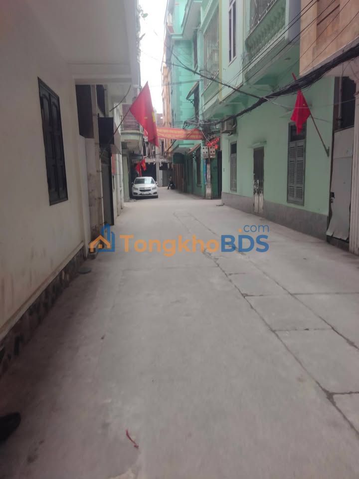 Nhà riêng Tân Mai 60m² 15tr/tháng - ô tô đỗ cửa tận nhà