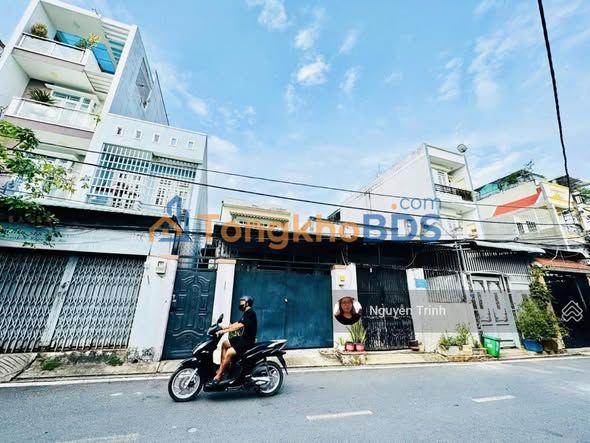 Đất Tặng Nhà Phước Long B, Thủ Đức - 120m² - 10.2 Tỷ - Sẵn Sàng Xây 5 Tầng