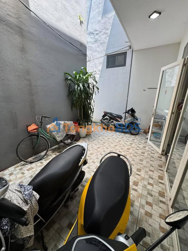 Nhà 2T kiệt Lê Bá Trinh, Hòa Cường Bắc 65m² 12tr - Sẵn sàng ở ngay