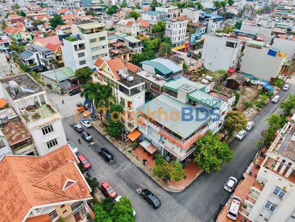 Nhà Phường Cao Xanh Hạ Long 97m² - Ô tô vào tận nhà