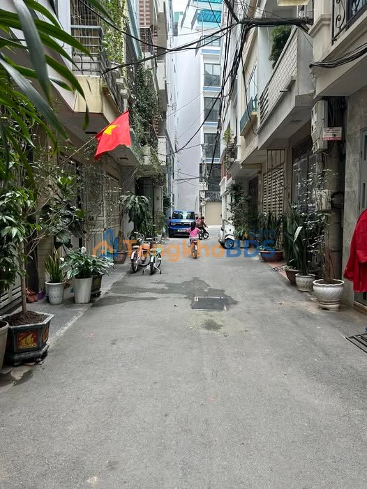 Nhà 6 Tầng Phố M.6 Hoàng Mai - 35m², Sổ Hồng Nở Hậu, Giá 9 Tỷ