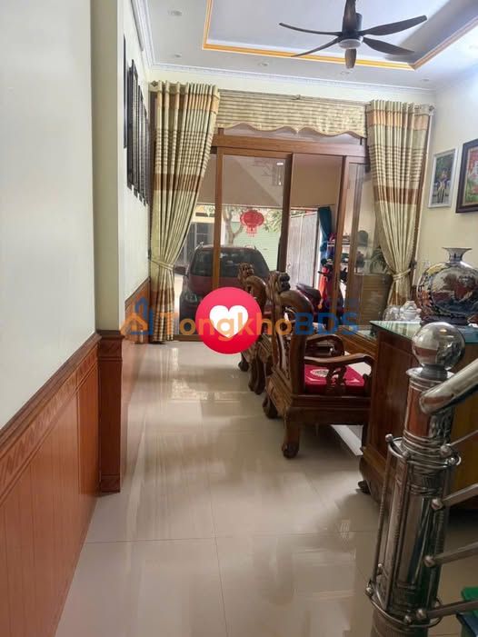 Nhà riêng Lê Hoàn Hà Giang 86m² giá 2 tỷ - Ô tô vào tận nhà