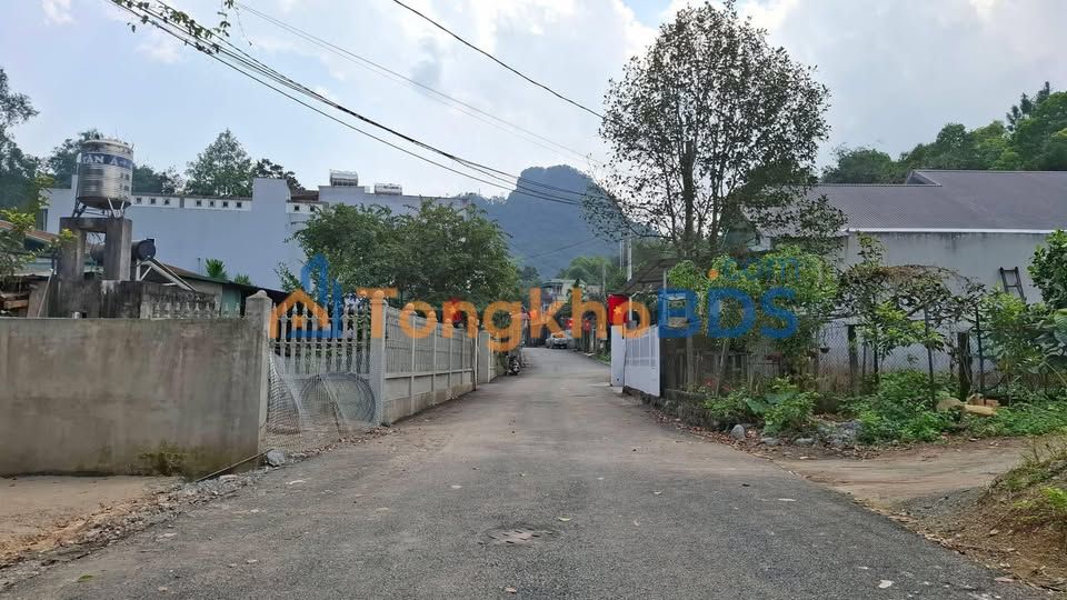 Đất nền Hồ Xuân Hương Hà Giang 1 tỷ - Đường to ô tô