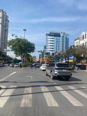 Nhà riêng Đại Cồ Việt 36m² giá 12 tỷ - Ô tô vào tận nhà