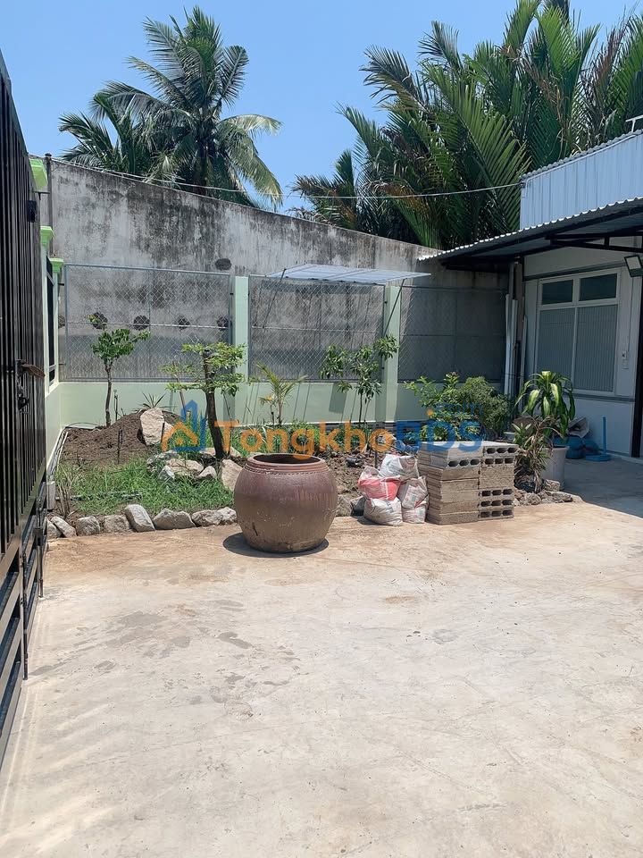 Nhà đê Hùng Vương Mỹ Tho 150m2 4 triệu - Sẵn sàng ở