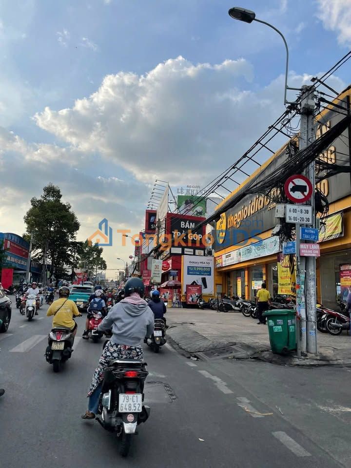 Nhà phố Man Thiện, Thủ Đức 113m² - Mặt tiền kinh doanh